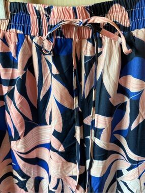 Pink and Blue Leaf-Print wide leg pants